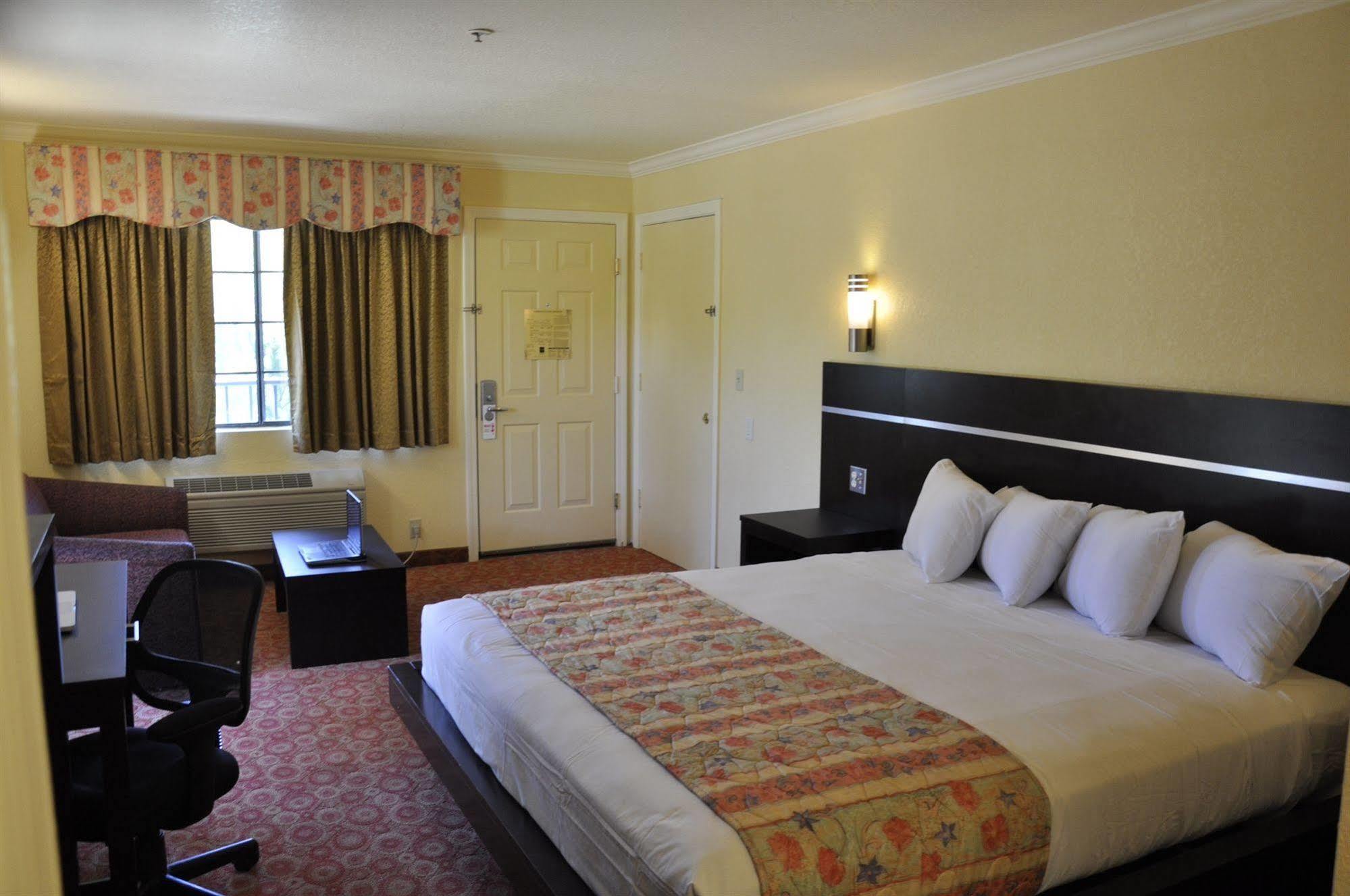 Country Inn סונורה חדר תמונה